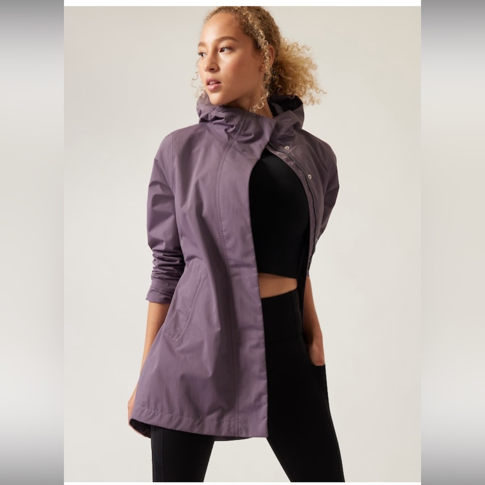 Athleta Rainout Forecast Shell II